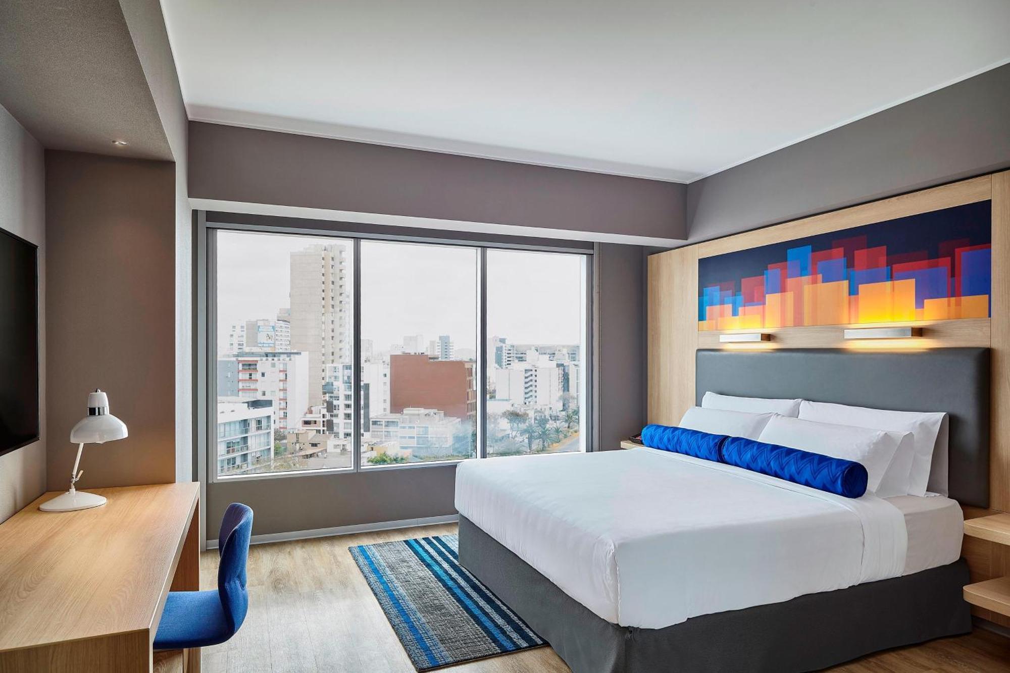 เอลอฟต์ ลิมา มิราฟลอเรส Hotel ภายนอก รูปภาพ