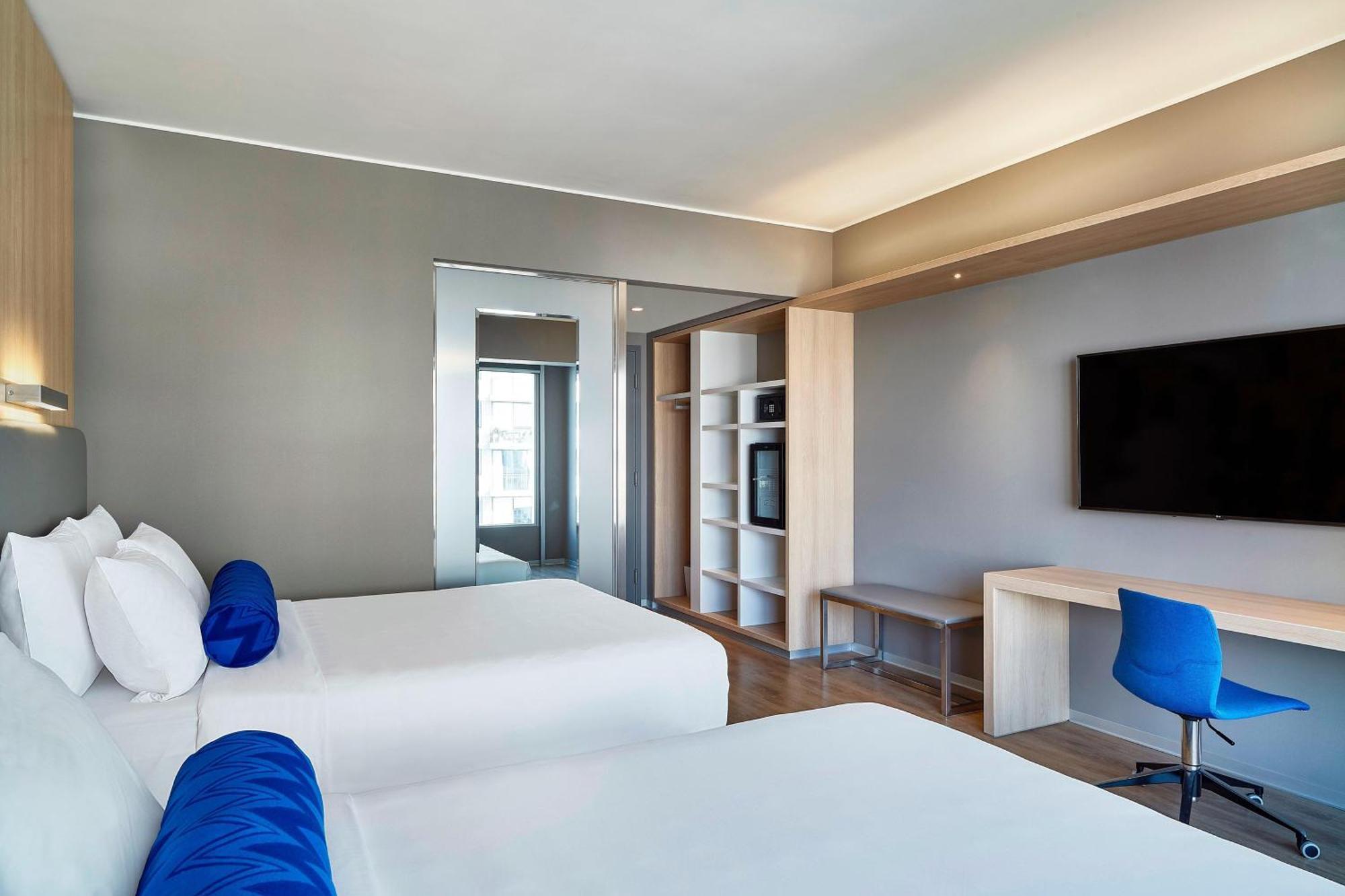 เอลอฟต์ ลิมา มิราฟลอเรส Hotel ภายนอก รูปภาพ