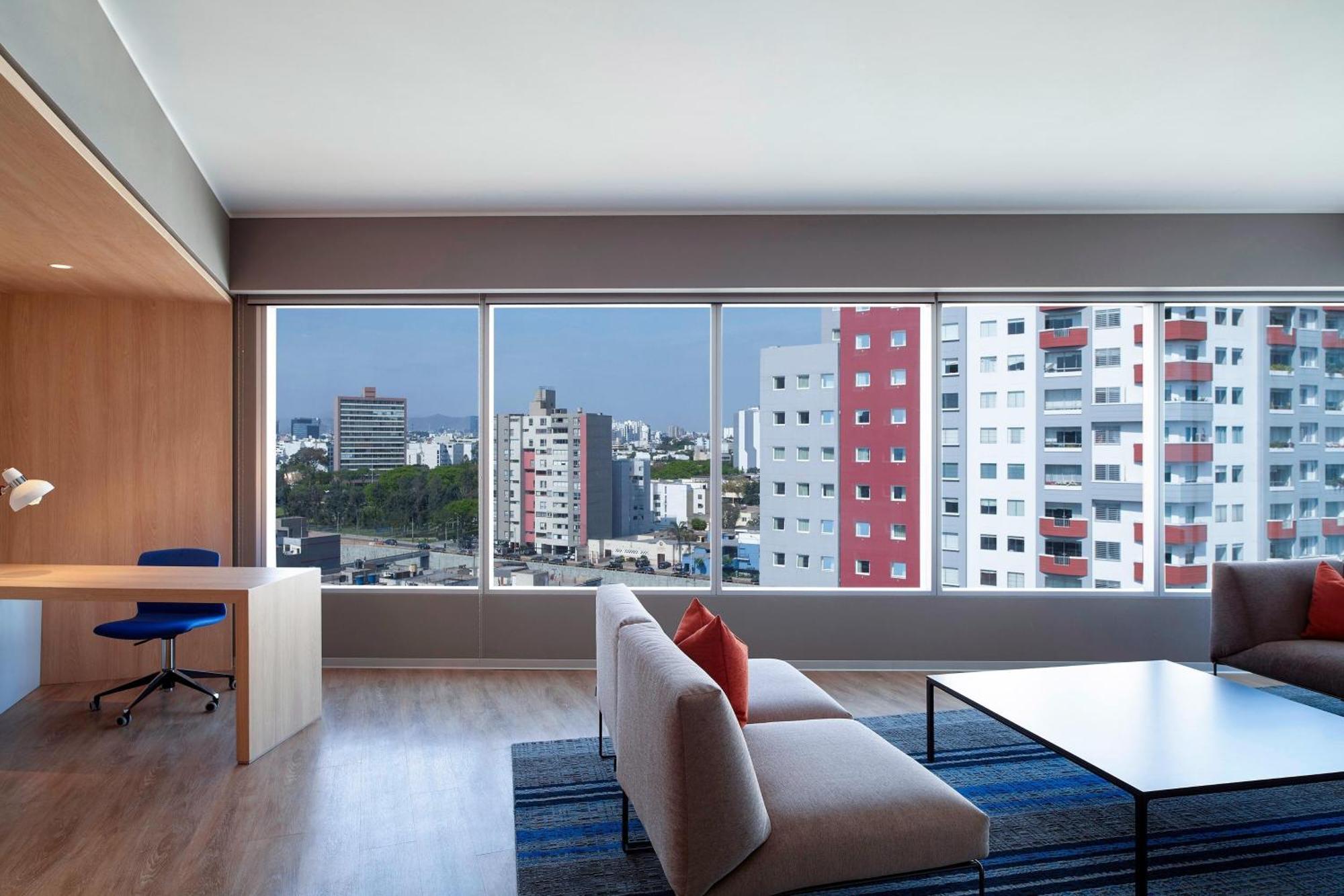 เอลอฟต์ ลิมา มิราฟลอเรส Hotel ภายนอก รูปภาพ